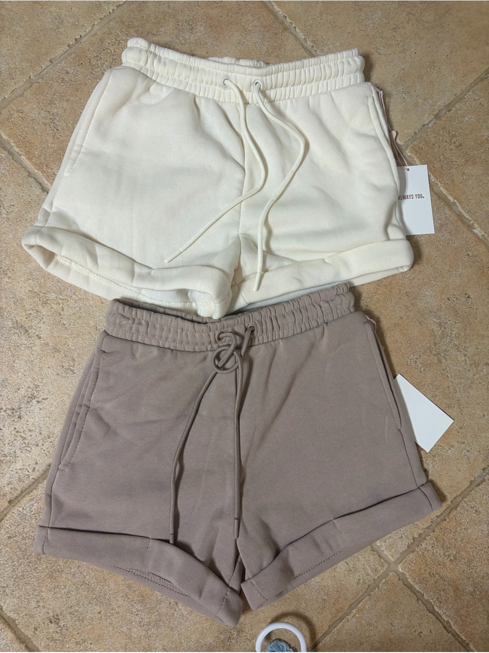Cozy Drawstring Lounge Shorts — Cream and Taupe Sz Xs new